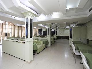 Oyo 29566 Hotel Mid Town