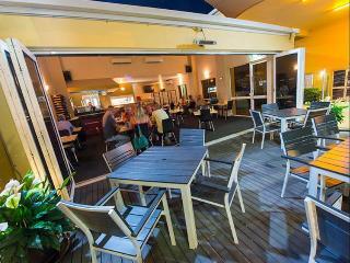 Harbour Sails Motor Inn