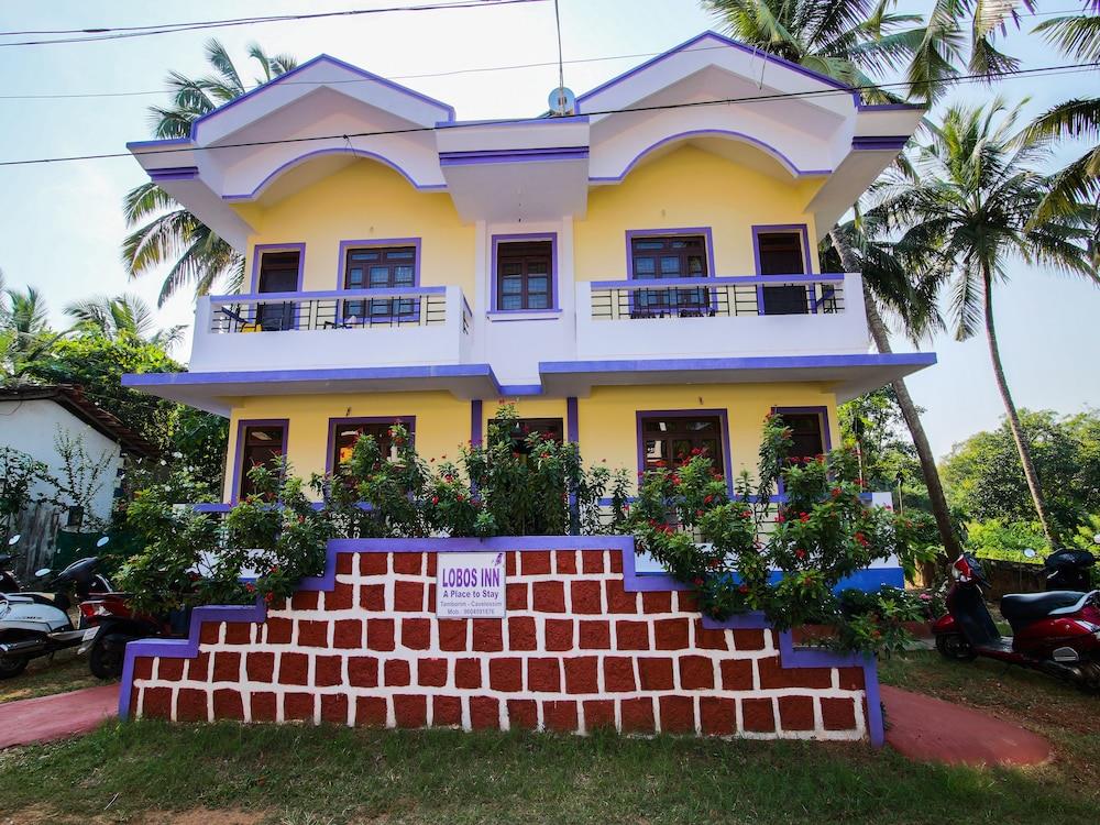 Oyo 22847 Lobos Guest House