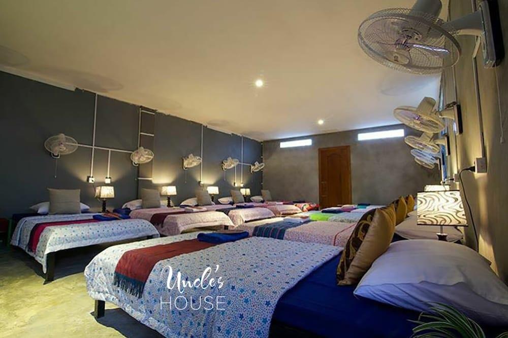 Chola Hotel & Resorts