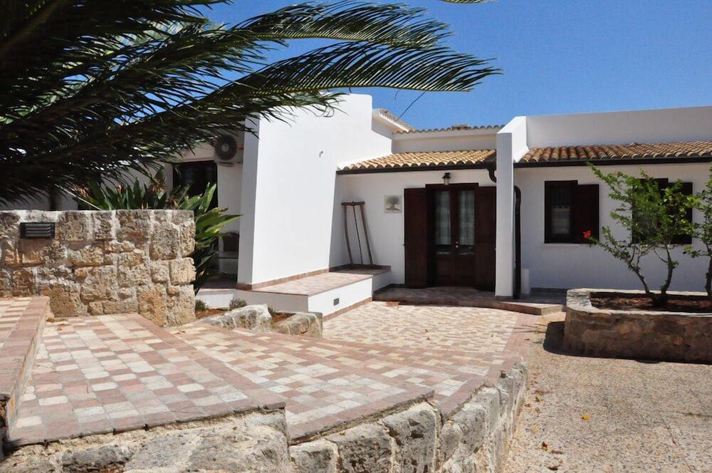 Farm House Le Terrazze Di Serranova