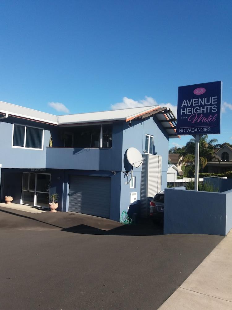 Avenue Heights Motel