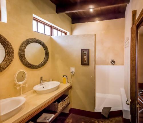 De Leeuwenhof Hotel/Guesthouse