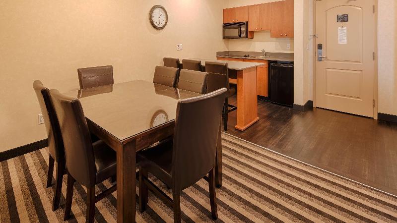 Best Western Plus Meridian Hotel