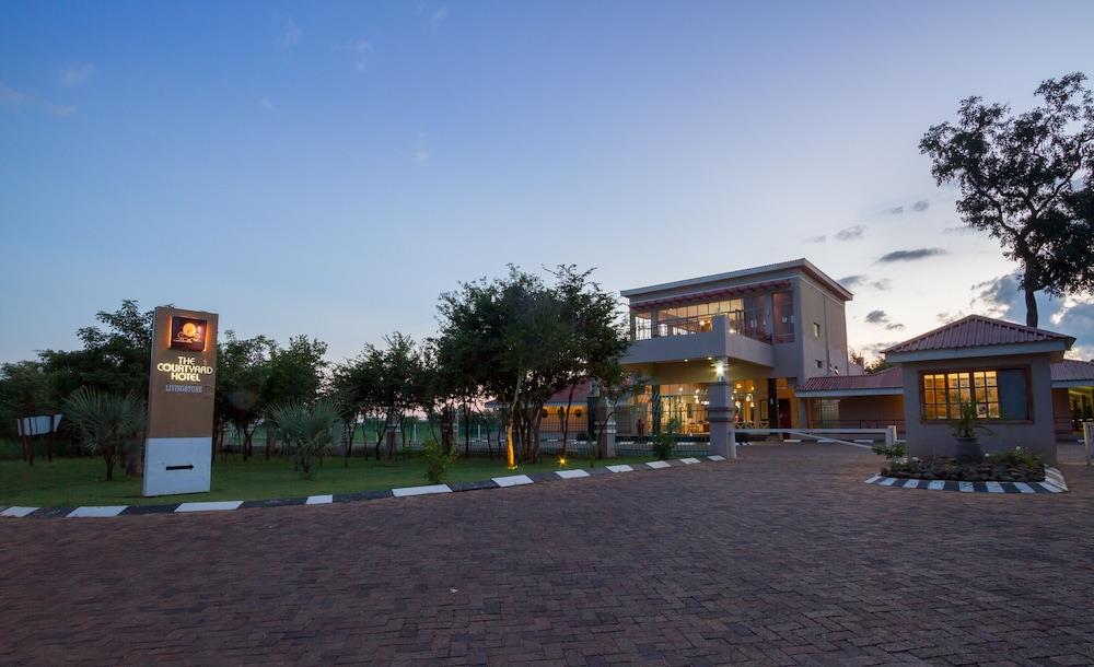 Cityblue Courtyard Hotel & Suites Livingstone