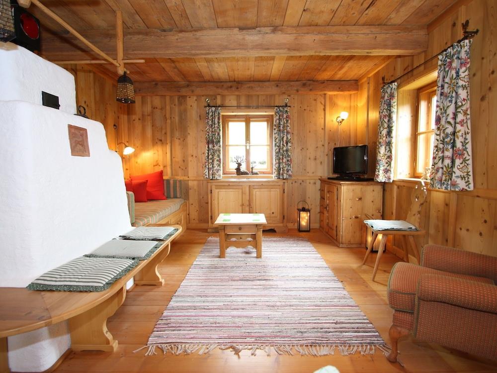 Cozy Chalet In Sankt Margarethen Im Lungau Near Ski Area