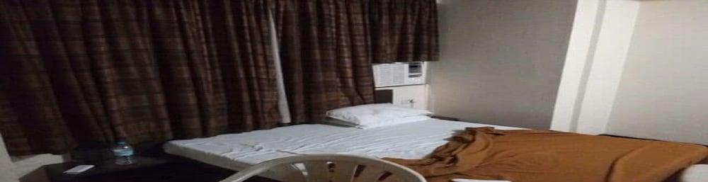 Room Maangta 130 Thane West