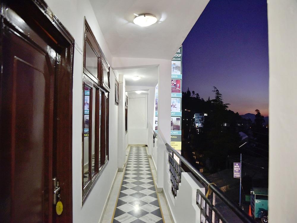 OYO 10432 Hotel Swaran Palace