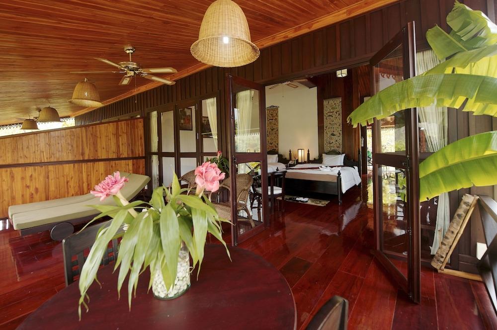 Nam Ou Riverside Resort