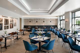 Sheraton Cerritos Hotel