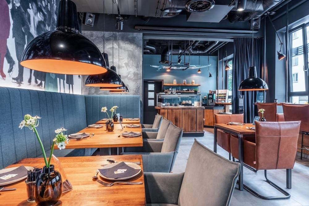 Unsolds Factory Hotel