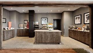 Hampton Inn & Suites Quebec City/ Saint-Romuald