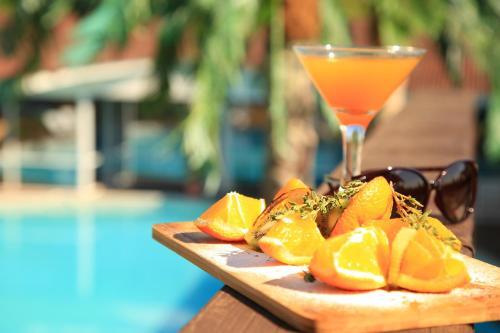 Dolphin Planet Hotel