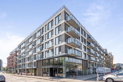 Airy Griffintown Suites By Sonder