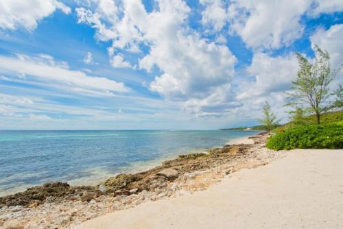 Moon Bay By Cayman Villas