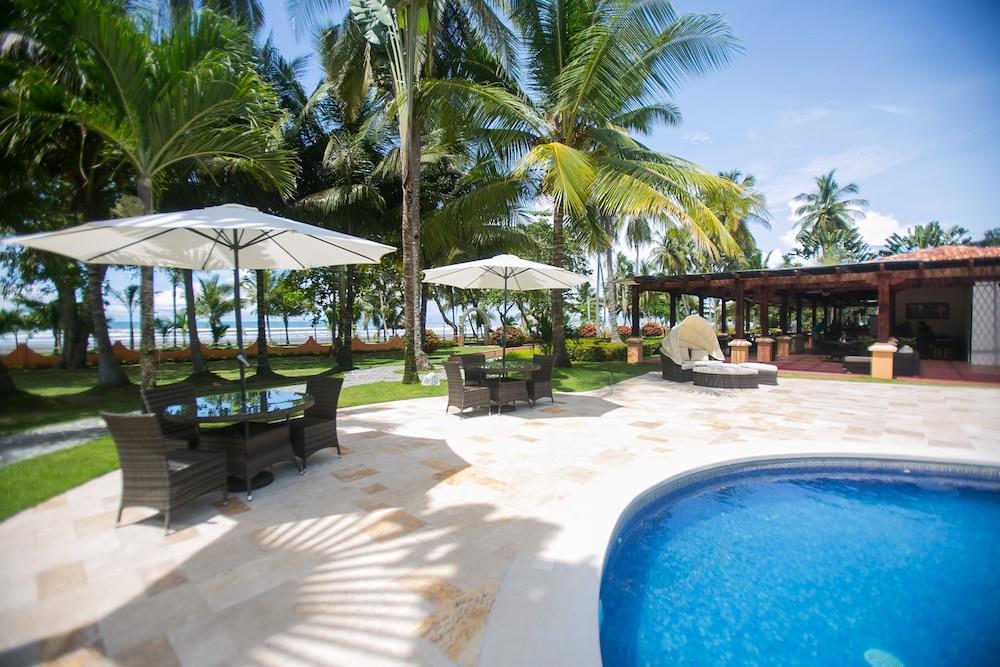 Sunset Del Mar Resort