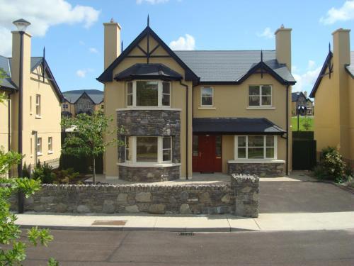 Ardmullen 4 Bed Detached Holiday Home Walnut