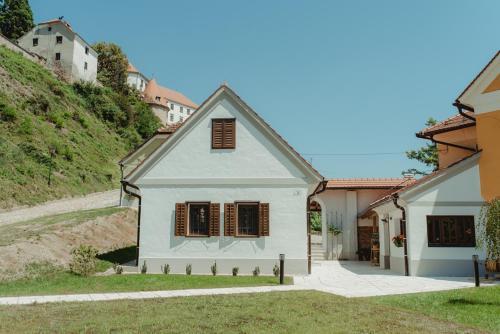 Apartment Little House