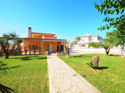 Holiday Home Carmençó 76