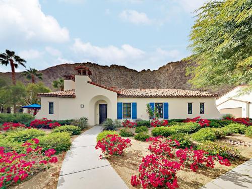 Gated Legacy Villa Condo Condo