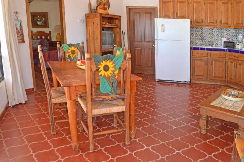 Casita De Paz By Redawning