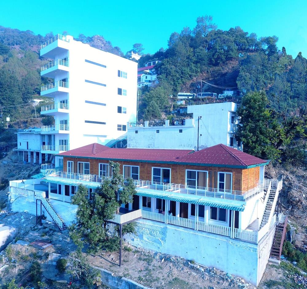 Eden Resort Lansdowne