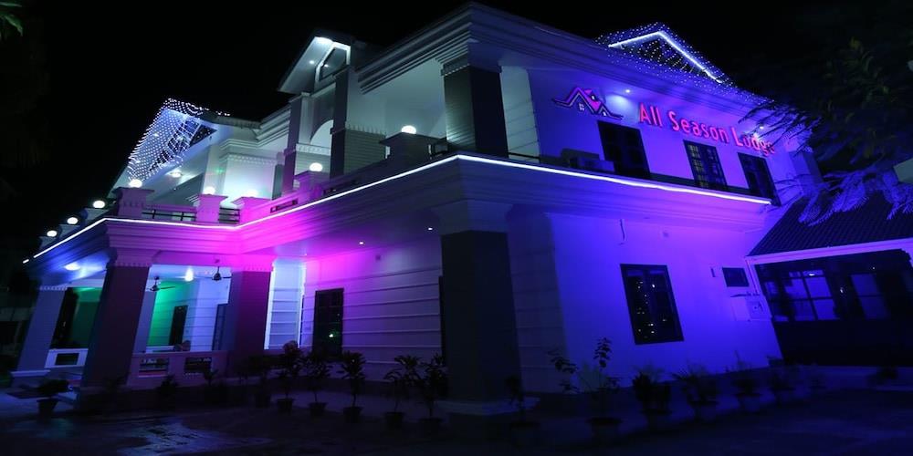 Hotel All Season Lodge