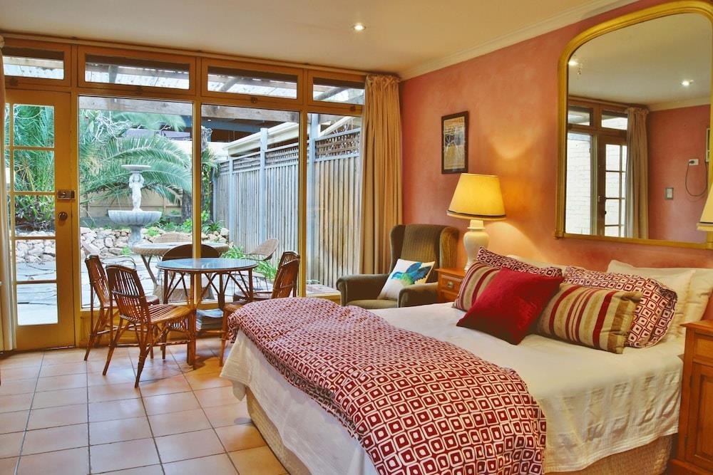 Adelaide Heritage Cottages & Apartments