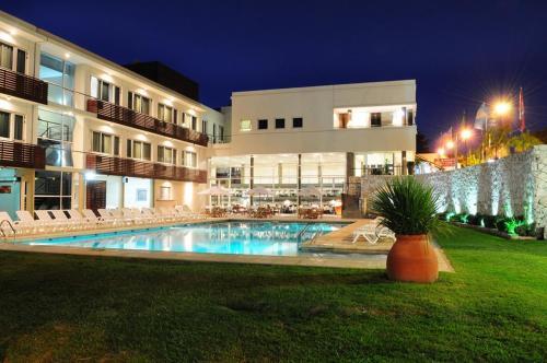 Altos Del Valle Hotel