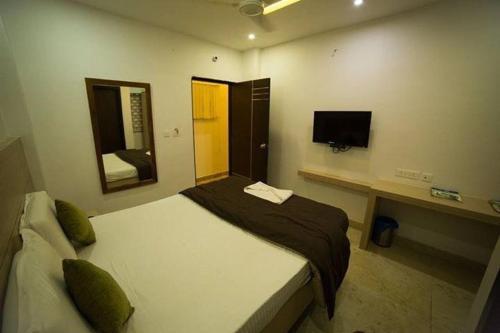 Hotel Sri Aditya Inn