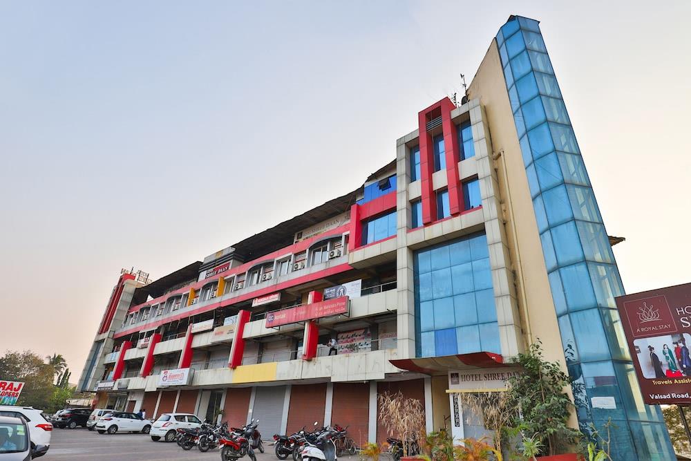 OYO 25065 Hotel Shree Daan