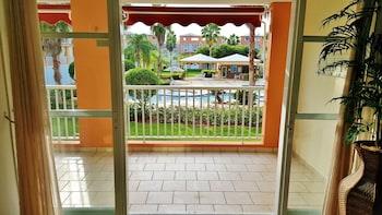 Malibu Beach Luxury Resort Villa