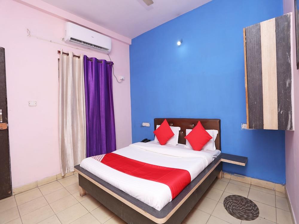 Oyo 35391 Landmark 2 Power House