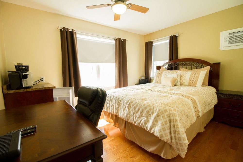 Home Away From Home Bed & Breakfast