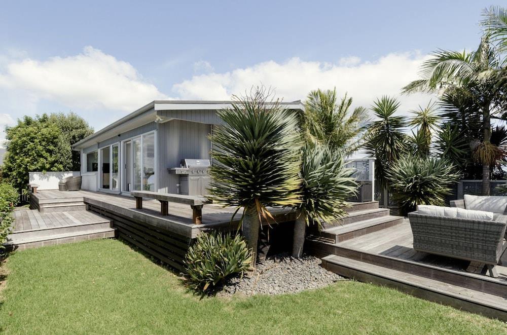 Coastal Home With Admire Lovely Sea View