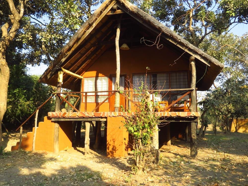 Zikomo Safari Camp