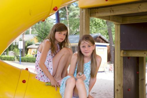 Bm Kattenbos Mobile Home 4P