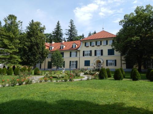 Apartments Villa Golf Apartments & Wellness Center Patricia