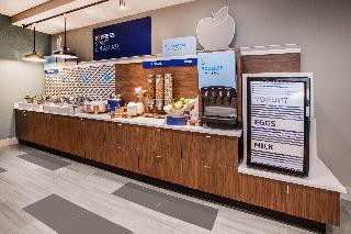 Holiday Inn Express And Suites Marshall