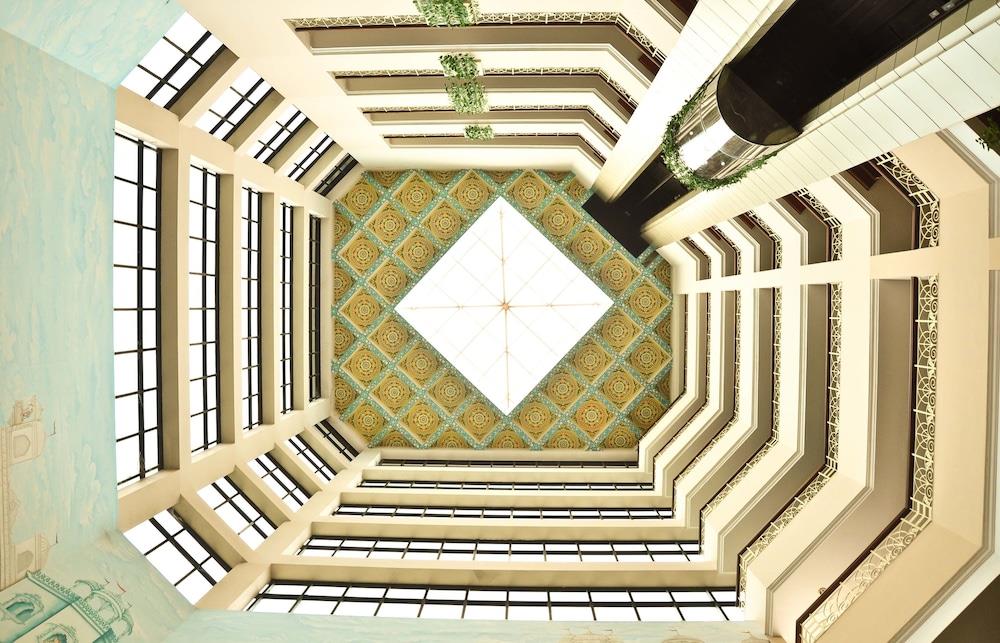 Kanoos Residency Hotel