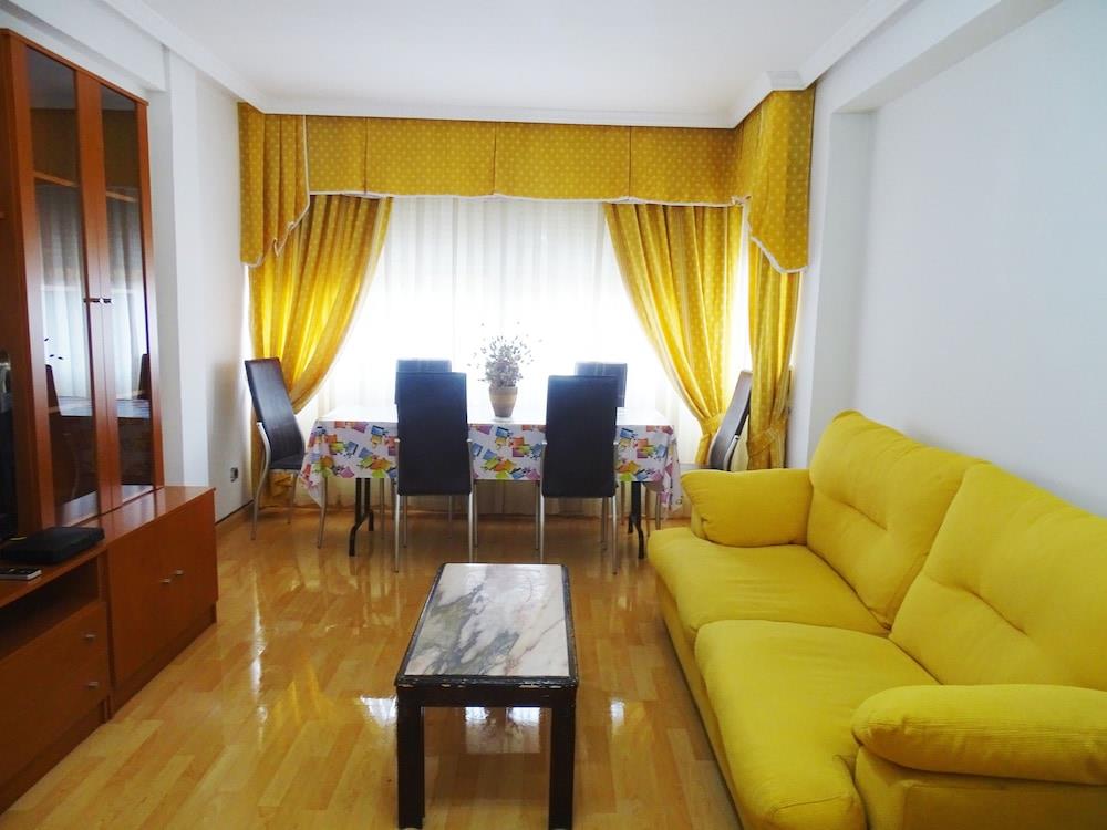 Apartamentos Ninamar