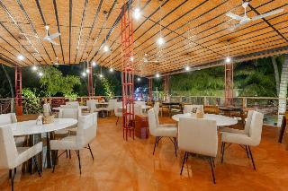 Justa Morjim Beach Resort Goa