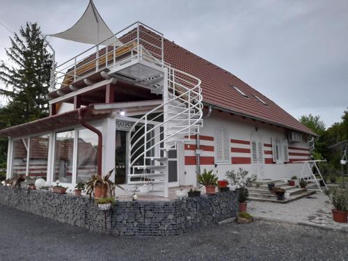 Bella Badacsony Vendeghaz