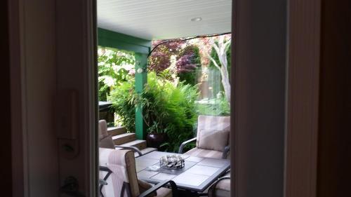 Ginger Giraffe Bed & Breakfast