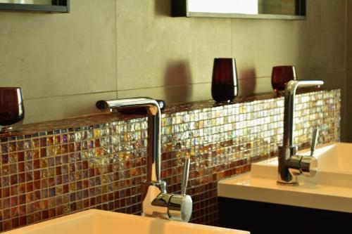 Infiniti Blu Luxury Ocean Front Condos