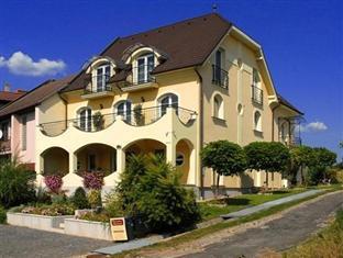 Panorama Eger Superior