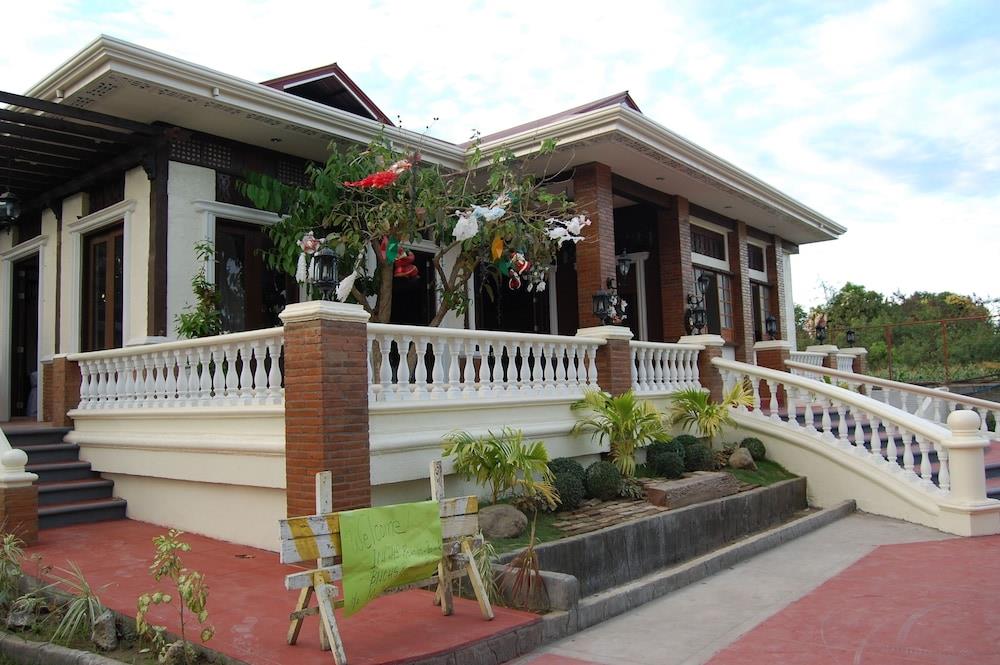 Rio Grande Laoag Resort Hotel