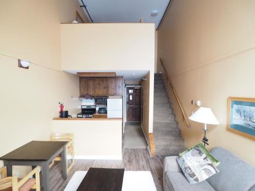 Apex Mountain Inn Suite 201-202 1 Bedroom 2 Bathrooms Condo