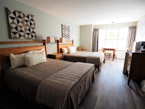 Apex Mountain Inn Suite 227-228 1 Bedroom 2 Bathrooms Condo