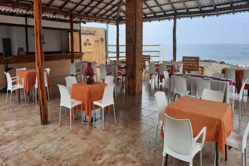 Howard Johnson By Wyndham Montanita